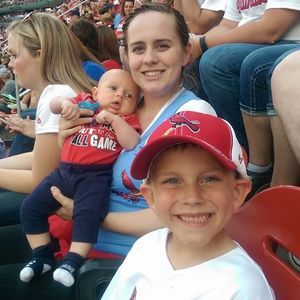 Meet your Posher, Jera