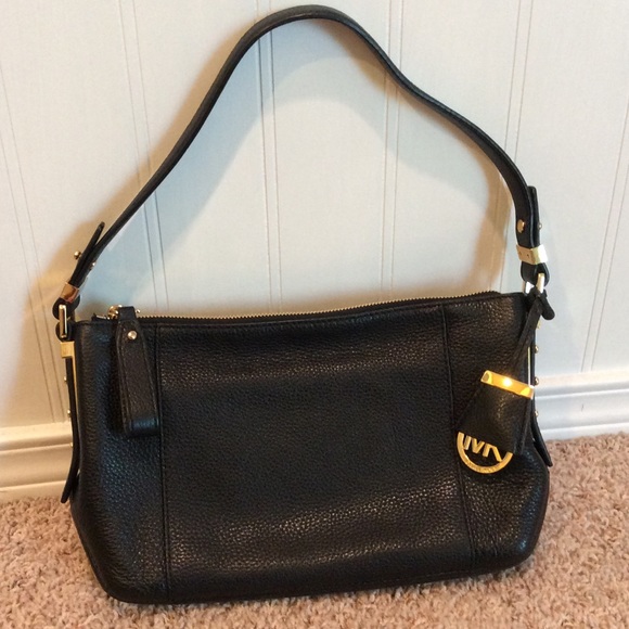 MICHAEL Michael Kors Handbags - *Like new* Michael Kors Leather Shoulder Bag