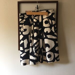 LOFT pleated knee length skirt