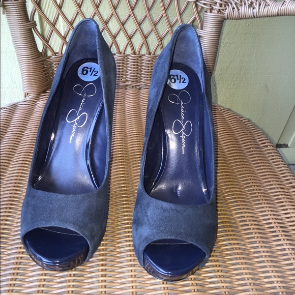 Blue navy Jessica Simpson suède pumps shoes.
