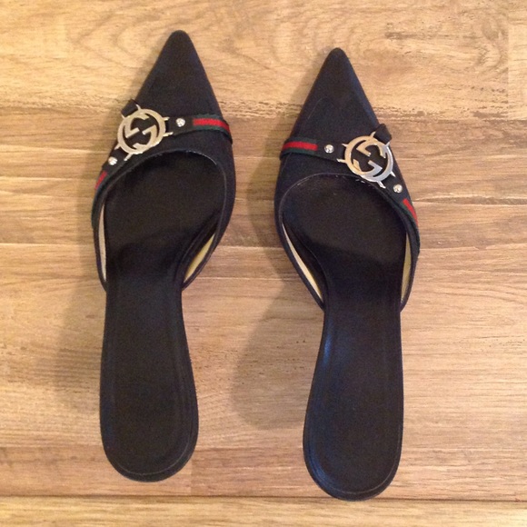 Gucci pumps
