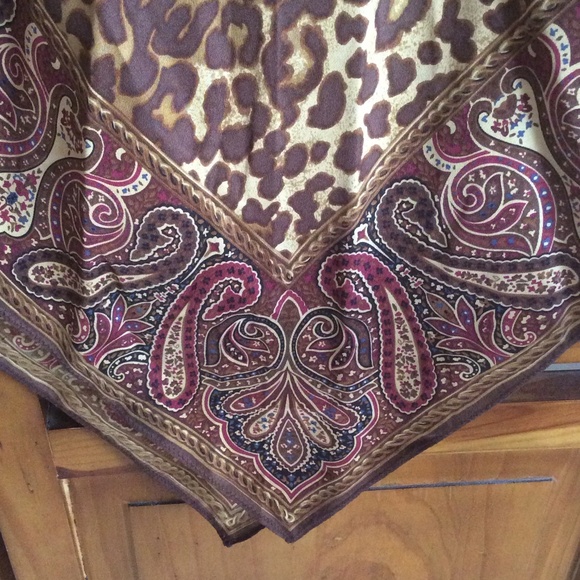 100 % silk, beautiful print skirt. - Picture 4 of 4