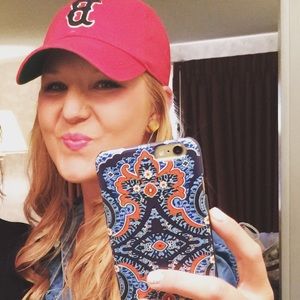 Meet your Posher, Danika