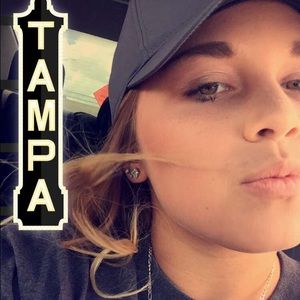 Meet your Posher, Marissa