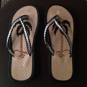 Straw Hawaiian flip flops