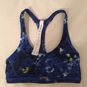 Lululemon sports bra