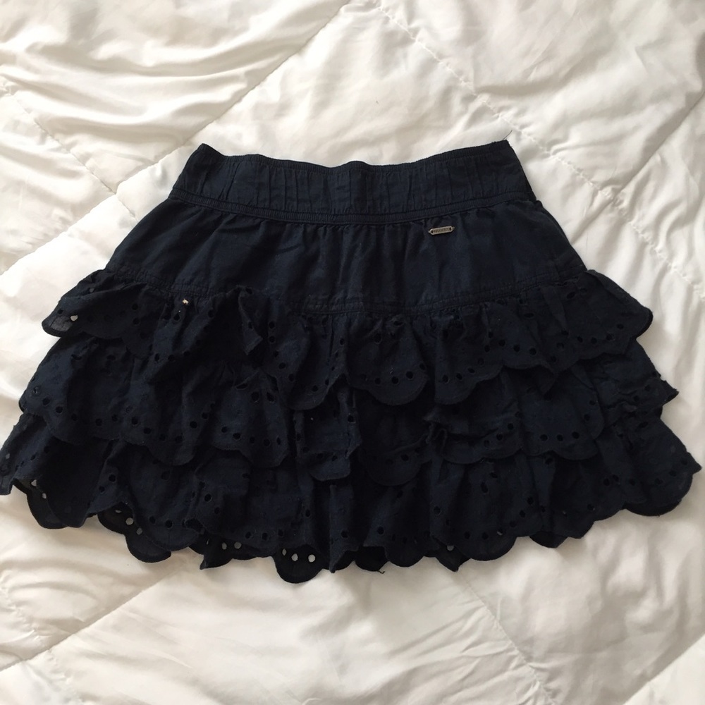 Hollister ruffle skirt