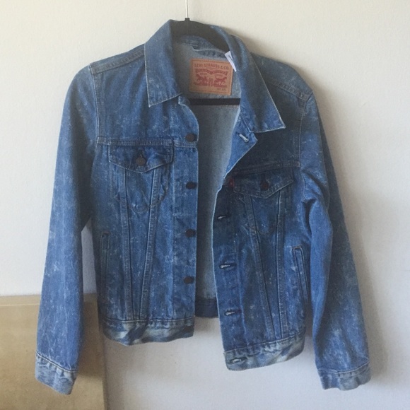 Authentic Levi's Denim Jacket NWOT