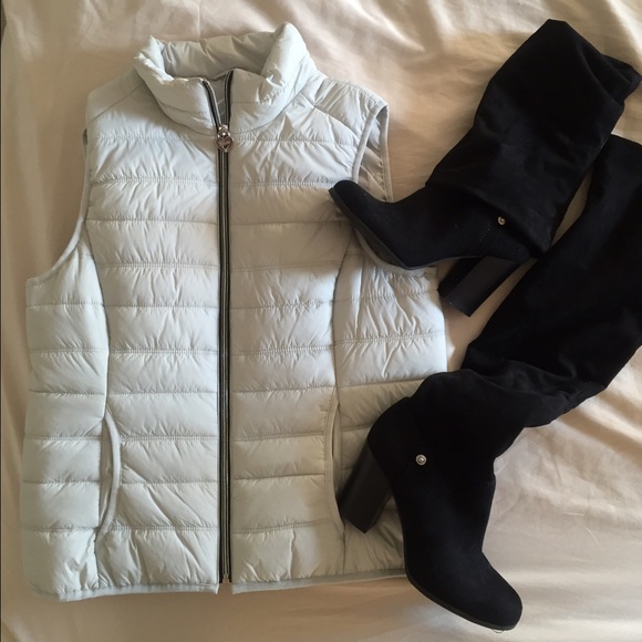 Guess Women's puffer vest