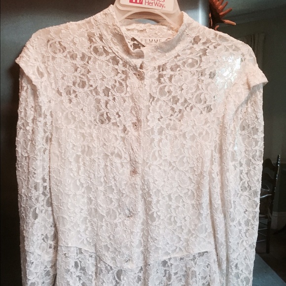 Antique lace top with rhinestone flower buttons. - Picture 1 of 4