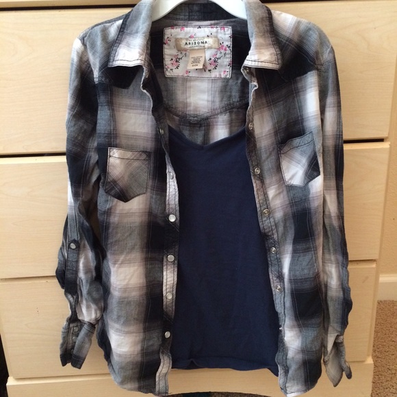 Black and white flannel - Picture 1 of 2