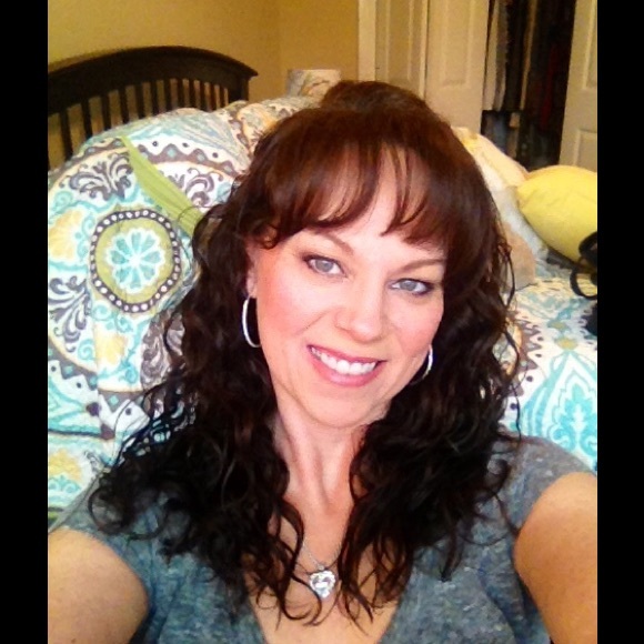 Meet your Posher, Aimee - Picture 1 of 1