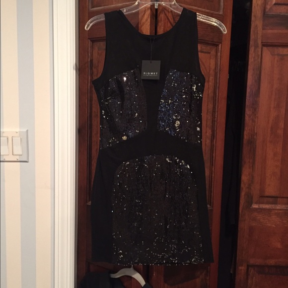 NWT Black Sleeveless Sequin Panel Bodycon Dress – Little Black Dress - Picture 2 of 4