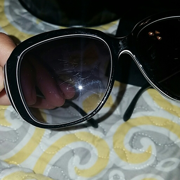 ⛤SALE⛤Marc Jacob's Sunglasses - Picture 4 of 4