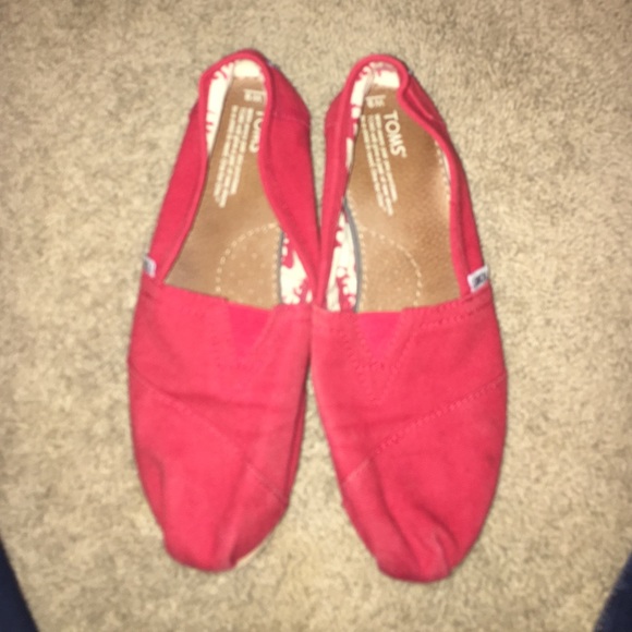 Red TOMS