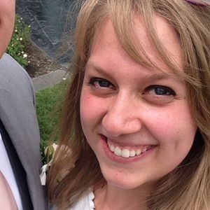 Meet your Posher, Elise