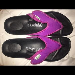 Birkenstock Betula Size 9 Pink Flip Flops