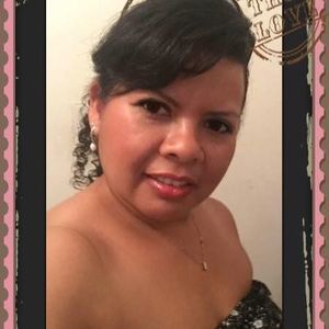 Meet your Posher, Mirna