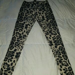 Leopard kardashian leggings