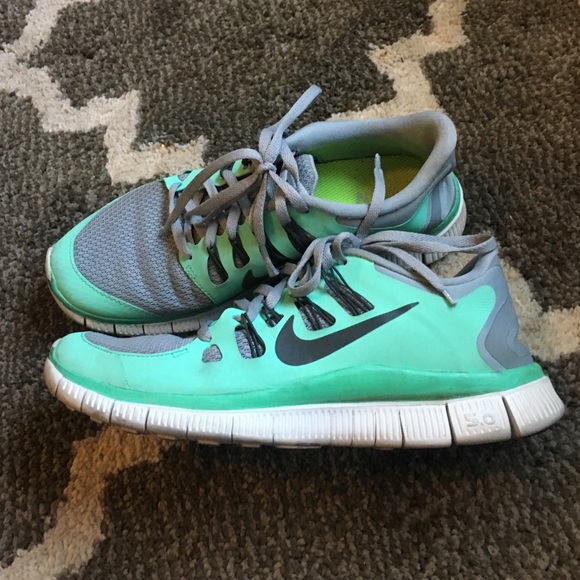Nike Shoes - Beautiful Nike Free 5.0