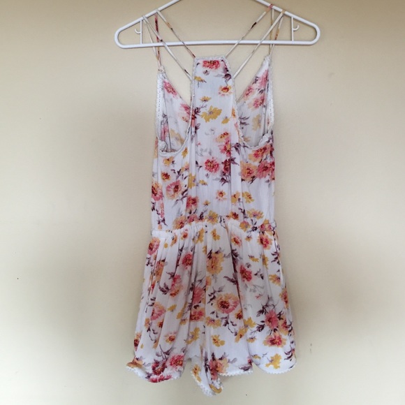 House of Harlow / PacSun romper - Picture 2 of 2