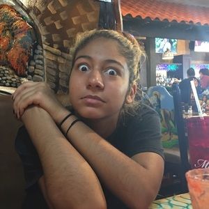 Meet your Posher, Mariluz