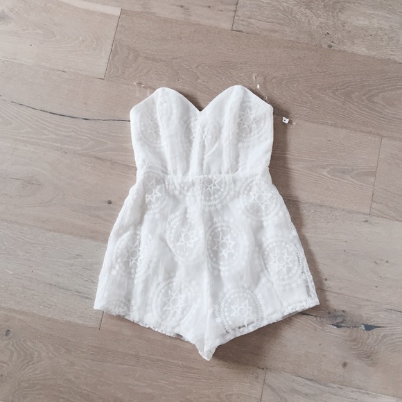 For Love and Lemons Dresses & Skirts - Bnwot stone cold fox romper