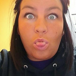 Meet your Posher, Candace