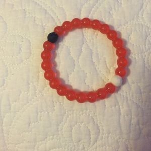 100% authentic limited edition red Lokai
