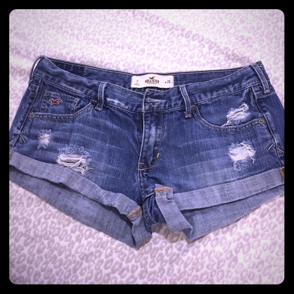 HOLLISTER Women's Denim shorts
