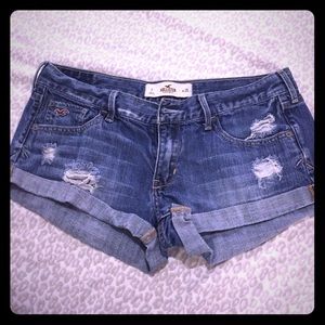 HOLLISTER Women's Denim shorts