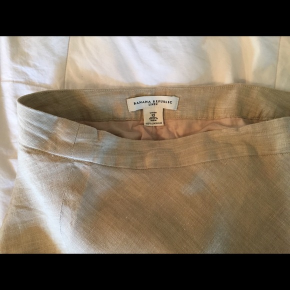 Skirt - Picture 2 of 2