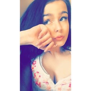 Meet your Posher, Brittany