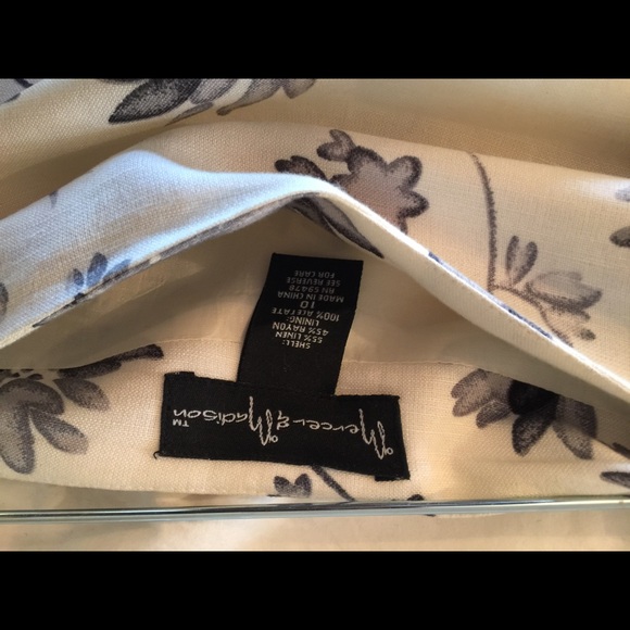 skirt - Picture 2 of 2