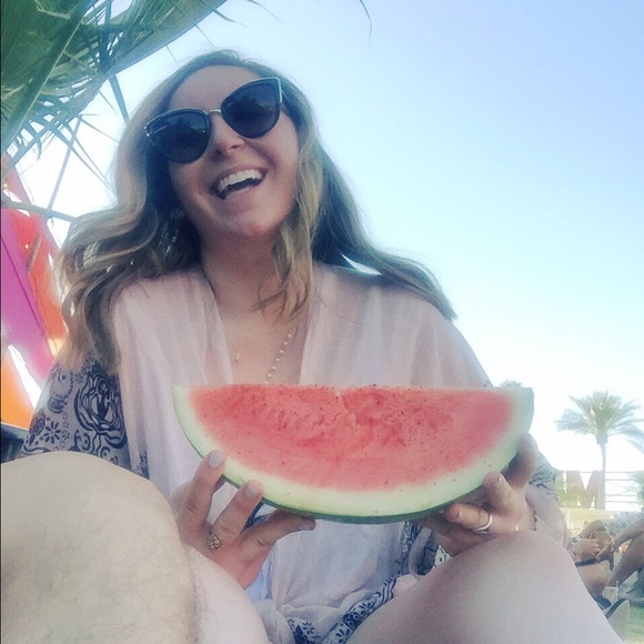 Meet your Posher, Melissa