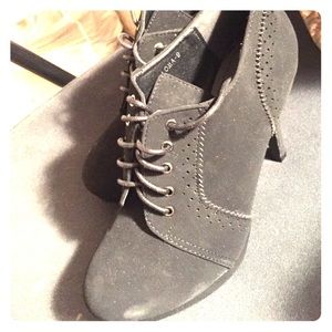 Black sexy laced heels