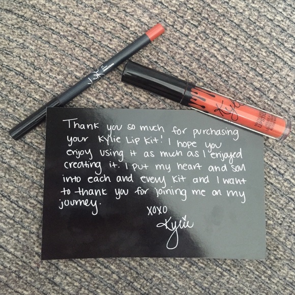 Kylie Lip Kit 22