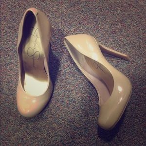 Jessica Simpson calypso pumps brand new