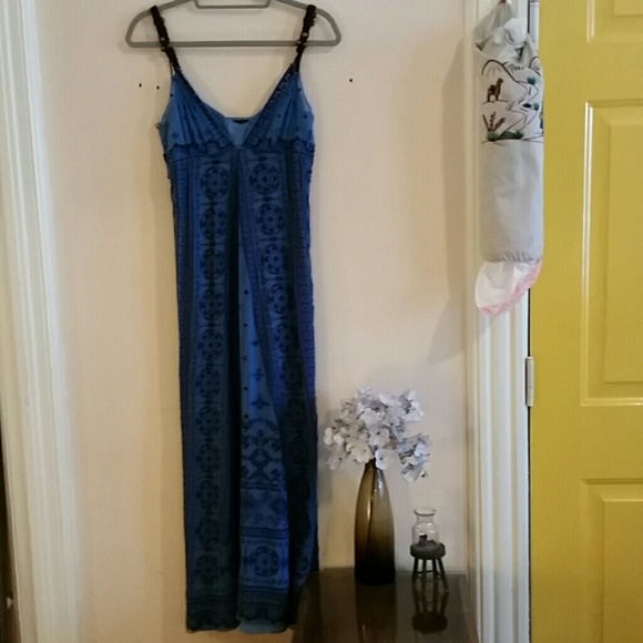 Elie Tahari maxi dress