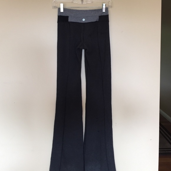 Lululemon yoga pants - Picture 2 of 2
