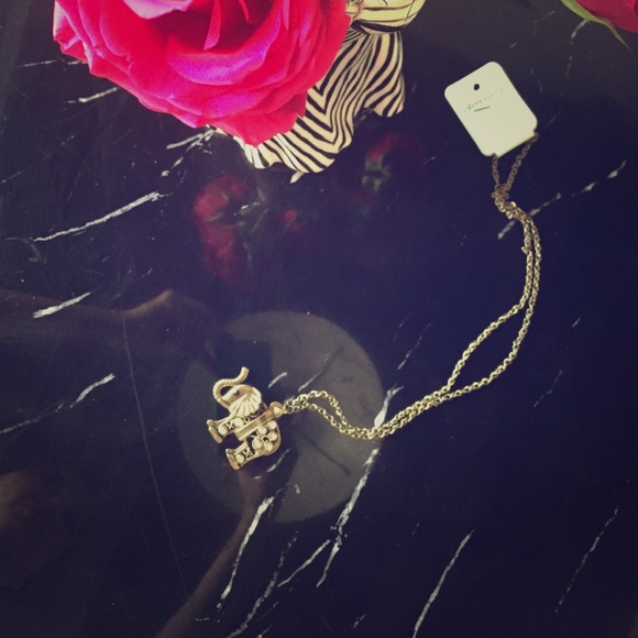 New gold chain elephant necklace with long chain