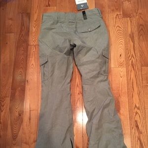 Snowboard Pants with tags