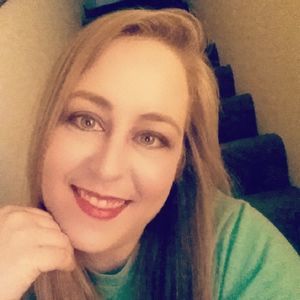 Meet your Posher, Amelia