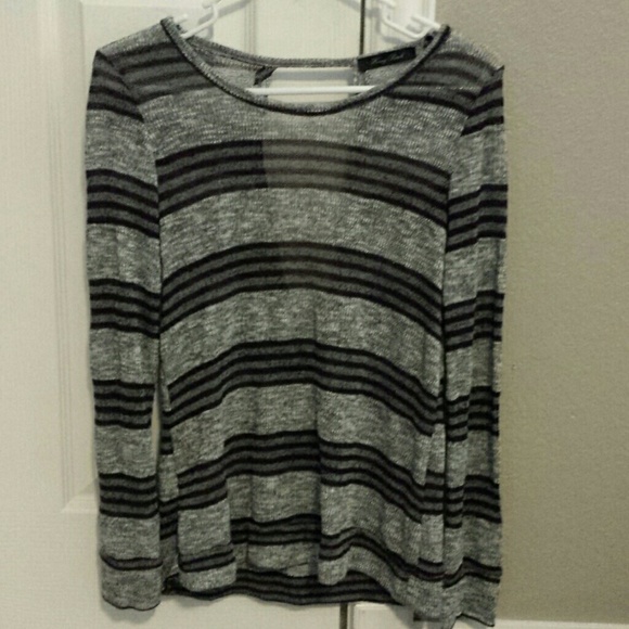 Long sleeved top