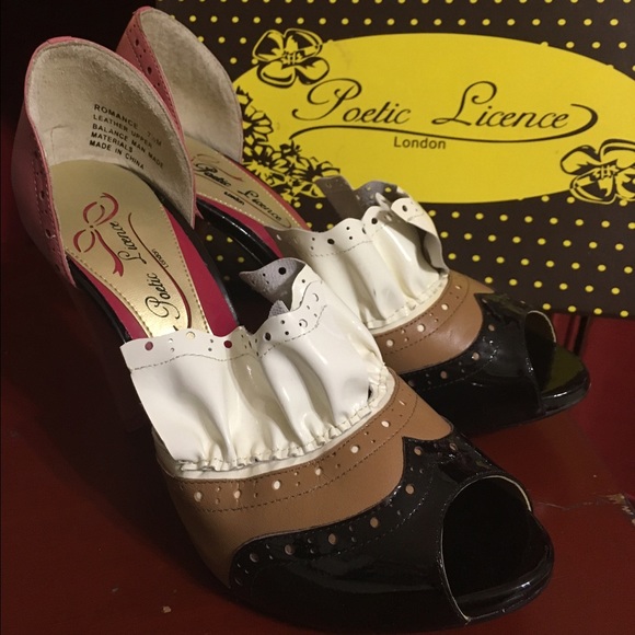 Poetic License Pumps