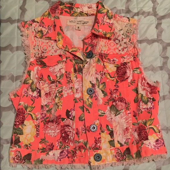 Cropped Floral Denim Vest