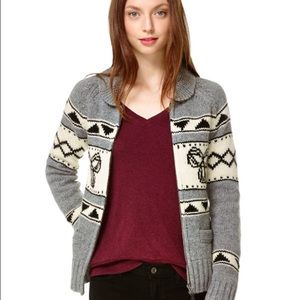 Aritzia TNA Sea to Sky sweater