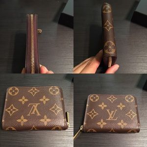 Authentic Louis Vuitton Zippy Coin Monogram