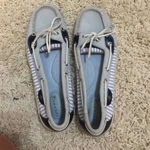 Blue like-new size 8 Sperry's