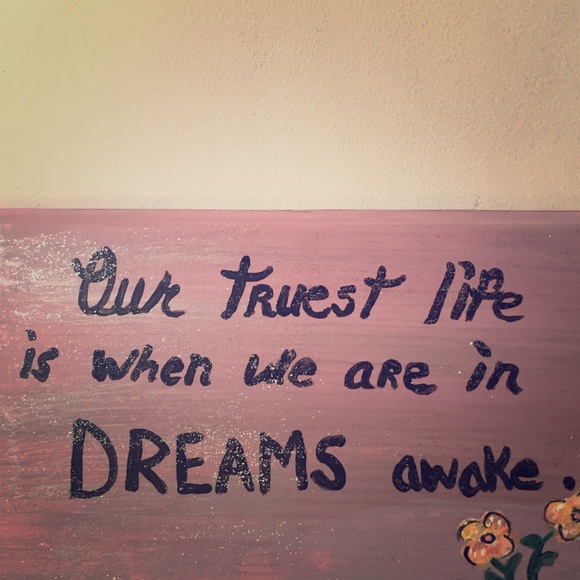 Adorable plaque
